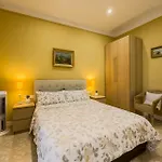 Novus Homes Eixample アパート バルセロナ