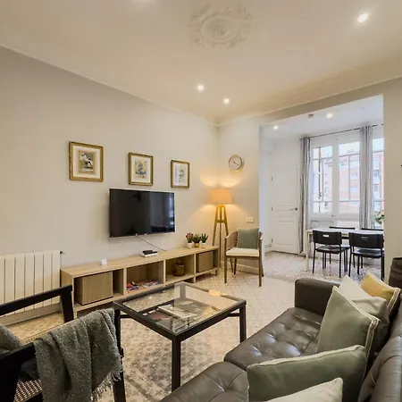 Novus Homes Eixample Apartment Barcelona